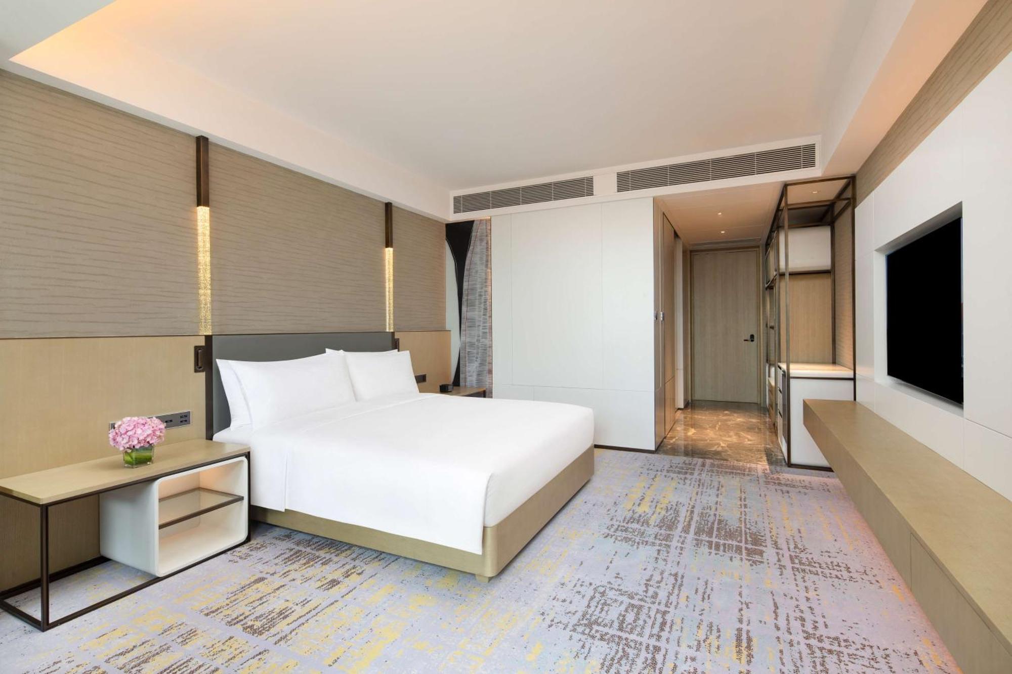 ホテル Doubletree By Hilton Kunming Airport エクステリア 写真