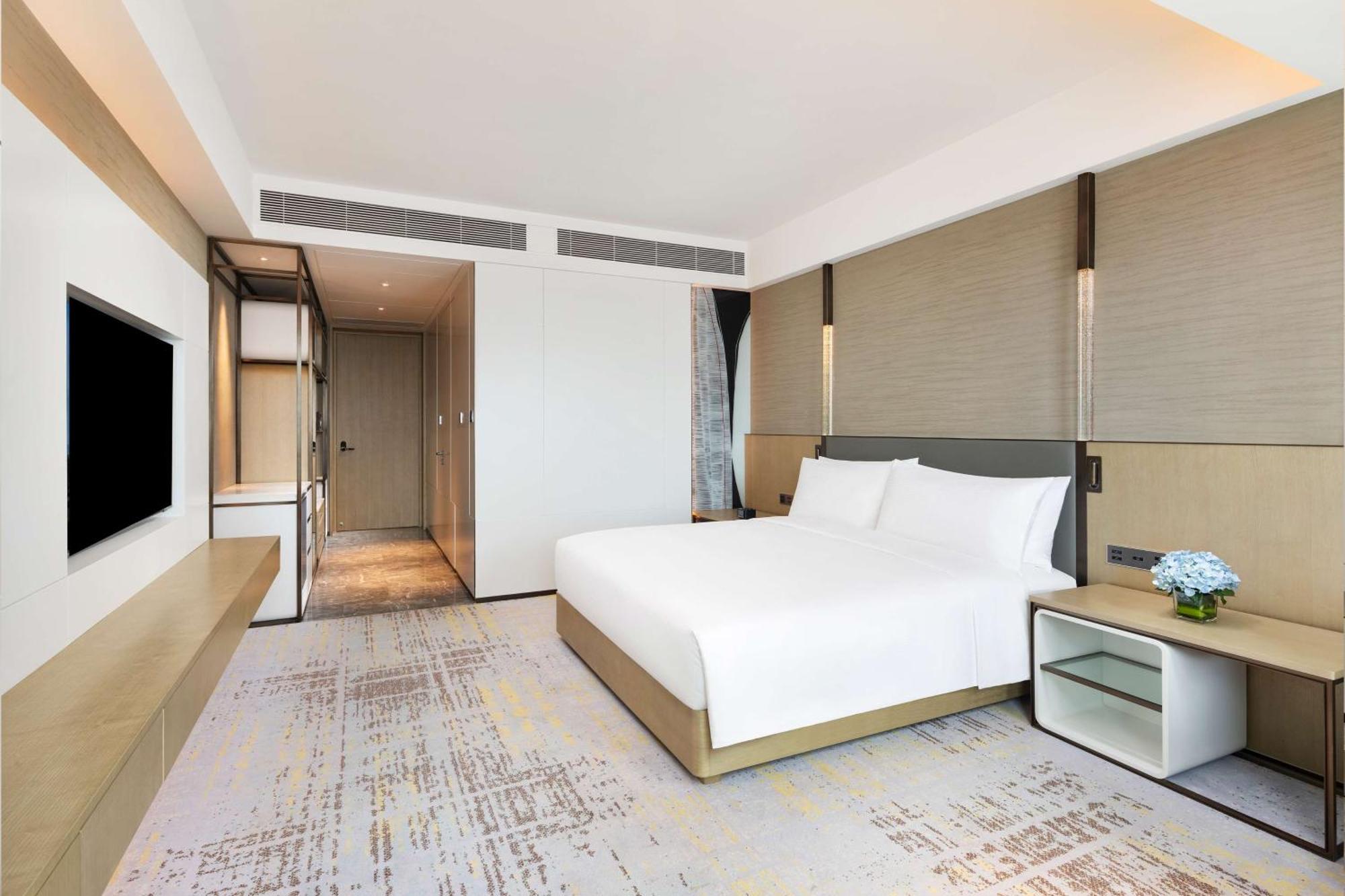ホテル Doubletree By Hilton Kunming Airport エクステリア 写真