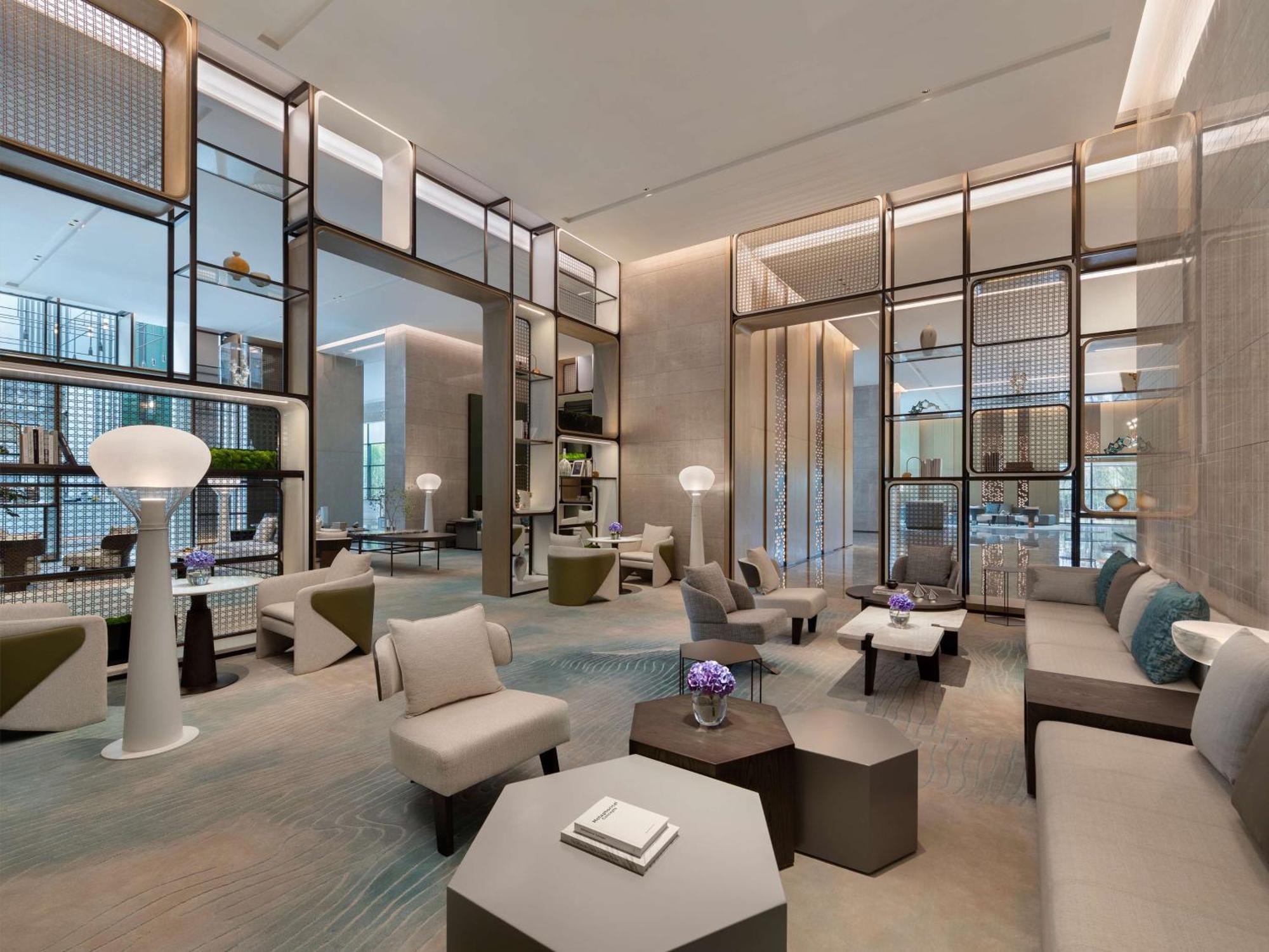 ホテル Doubletree By Hilton Kunming Airport エクステリア 写真