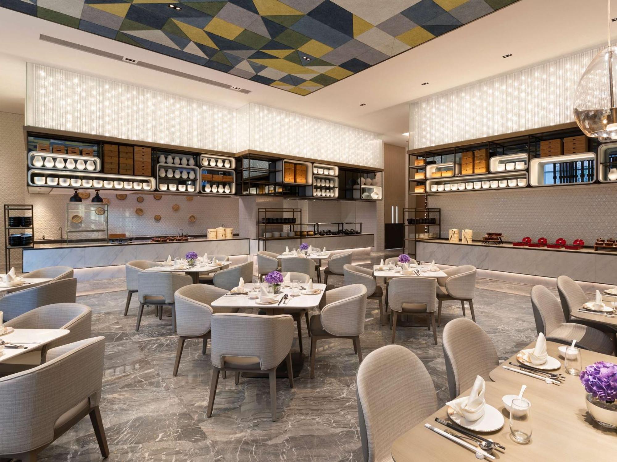 ホテル Doubletree By Hilton Kunming Airport エクステリア 写真